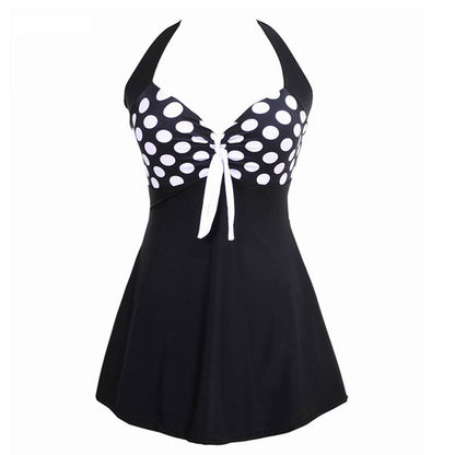 Plus Size Conservative Fashionable Swimwear .