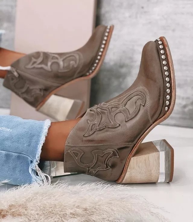 21 Years Autumn And Winter Boots